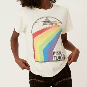 Daydreamer Pink Floyd T-shirt Women’s Small Beige With Graphic USA Made Retro